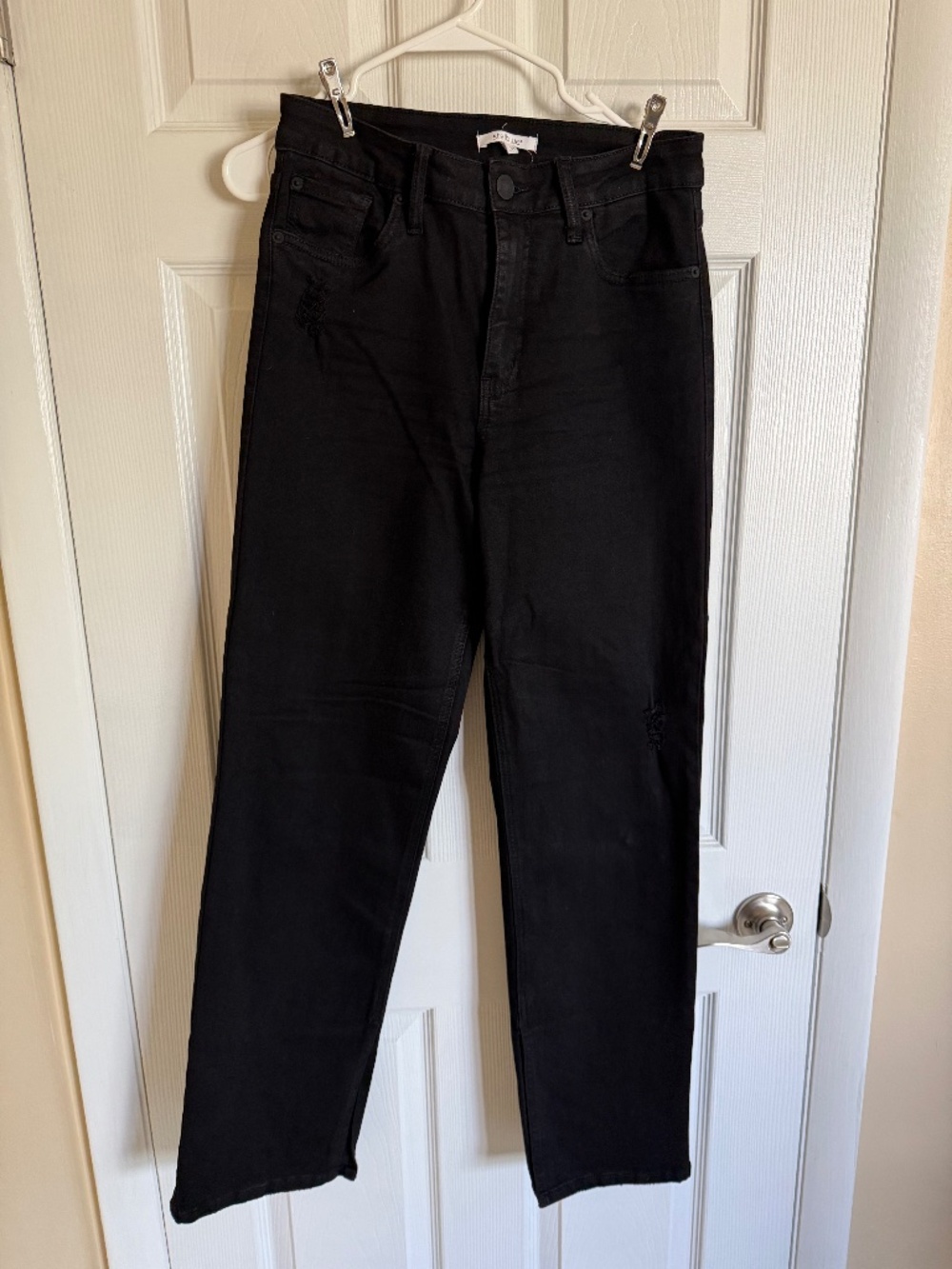STS blue black distressed jeans